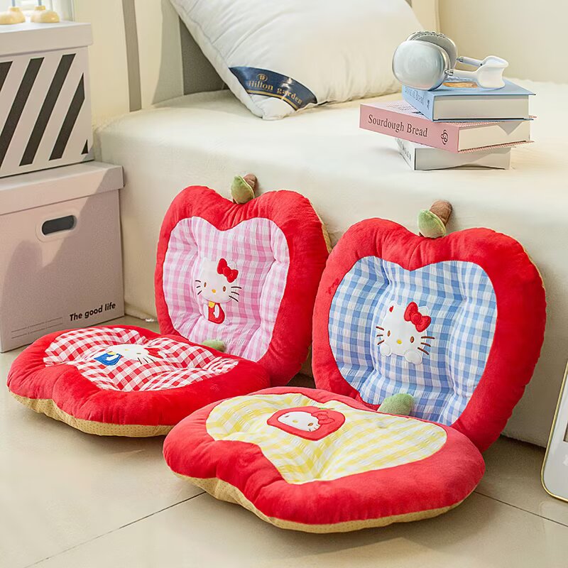 Home Cinema Apple - Sevimli Hello Kitty Elma Şekilli Peluş